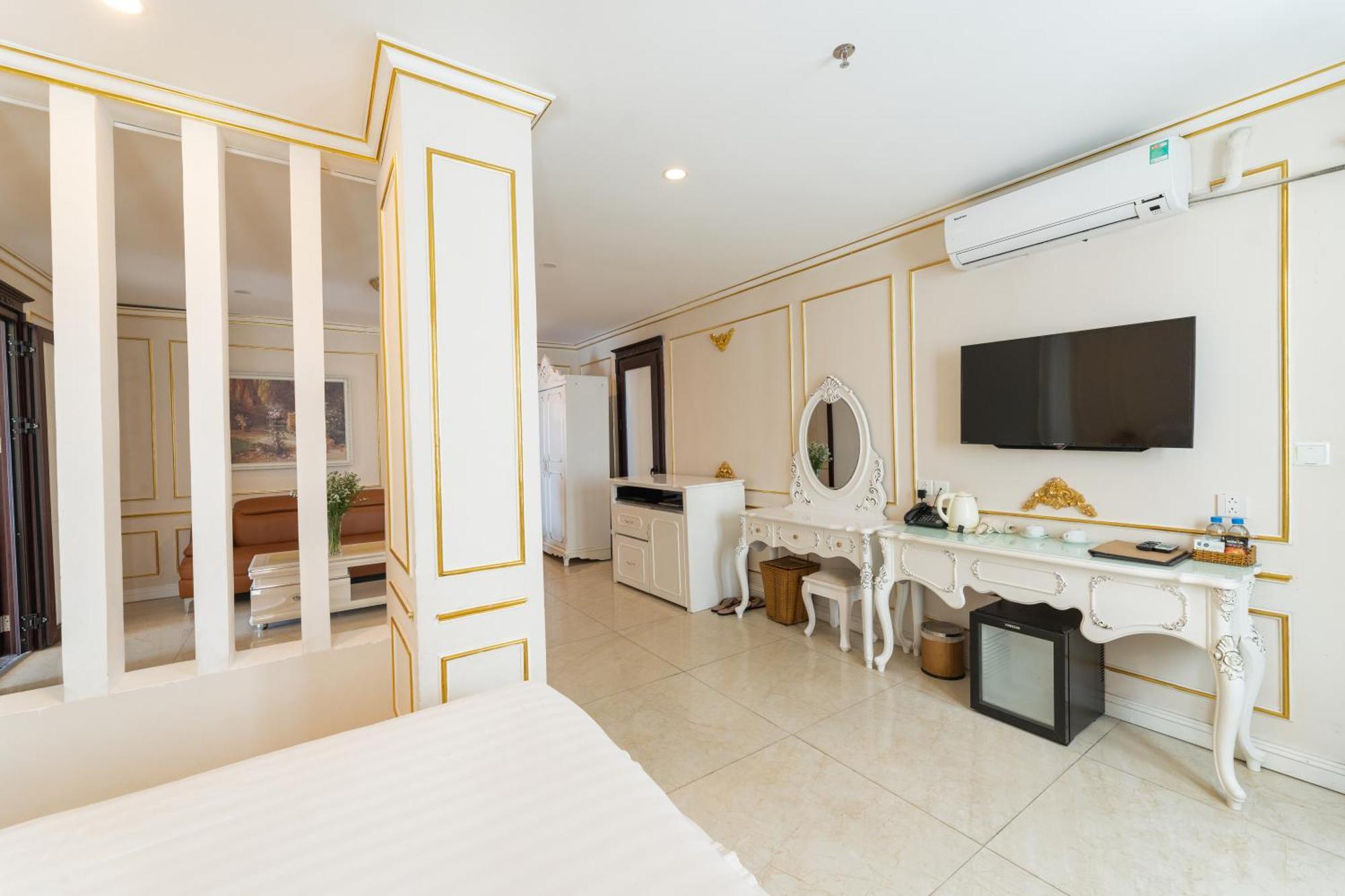 Tuyet Son Hotel Da Nang Exterior photo